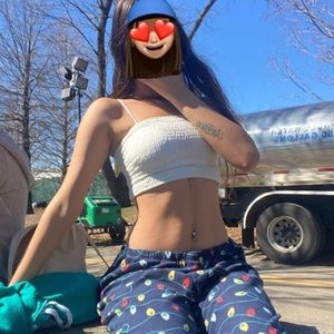 Meet your Posher, Anyi